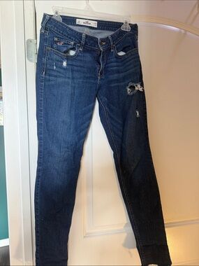 Hollister Women's Skinny Distressed Jeans - Dark Wash